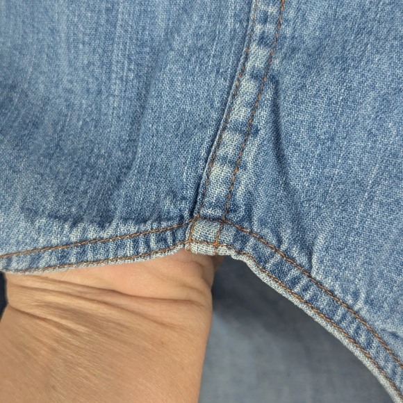 Hunt Club Medium Petite Vintage-Looking Denim Button Down Shirt - Picture 6 of 9